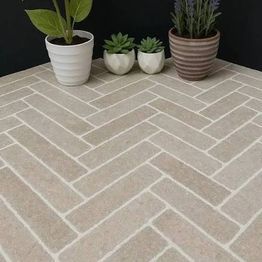 Egyptian Limestone Cobbles 200 x 50-40 mm - Honed and Tumbled alternative