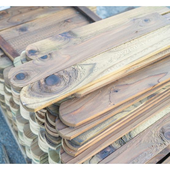 Sawn Round Top Pales Fence Panel